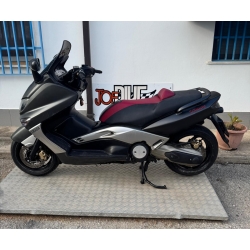 YAMAHA T MAX