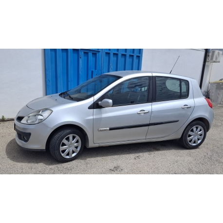 RENAULT CLIO 1.5 TDI