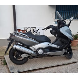 YAMAHA T MAX 500